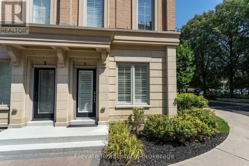 Townhouse at 1 - 1 HARGRAVE LANE, Toronto