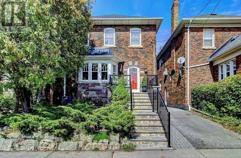 Detached at 194 LAWRENCE AVENUE E, Toronto