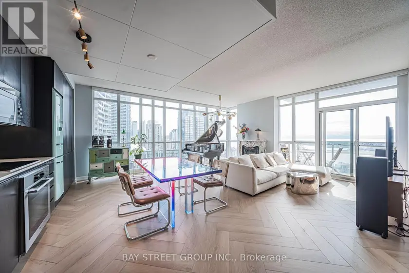 Apartment at 3206 - 15 ICEBOAT TERRACE, Toronto