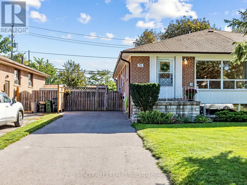 Semi-Detached/Link at 70 PINTAIL CRESCENT, Toronto
