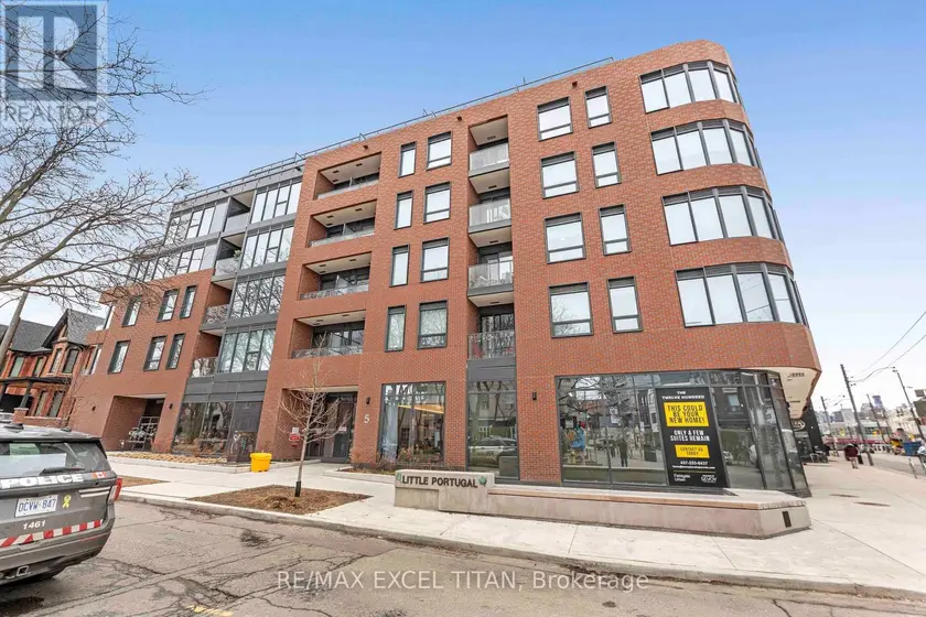 Apartment at 611 - 5 LAKEVIEW AVENUE, Toronto