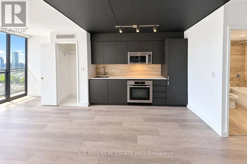 Apartment at 1033 - 15 ICEBOAT TERRACE, Toronto