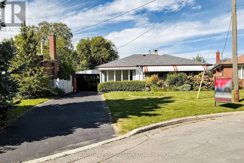 Detached at 8 WALLBRIDGE COURT, Toronto