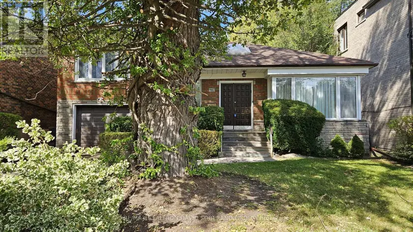 Detached at 108 YORK DOWNS DRIVE, Toronto