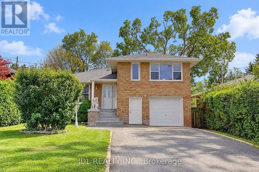 Detached at 19 SWEENEY DRIVE, Toronto