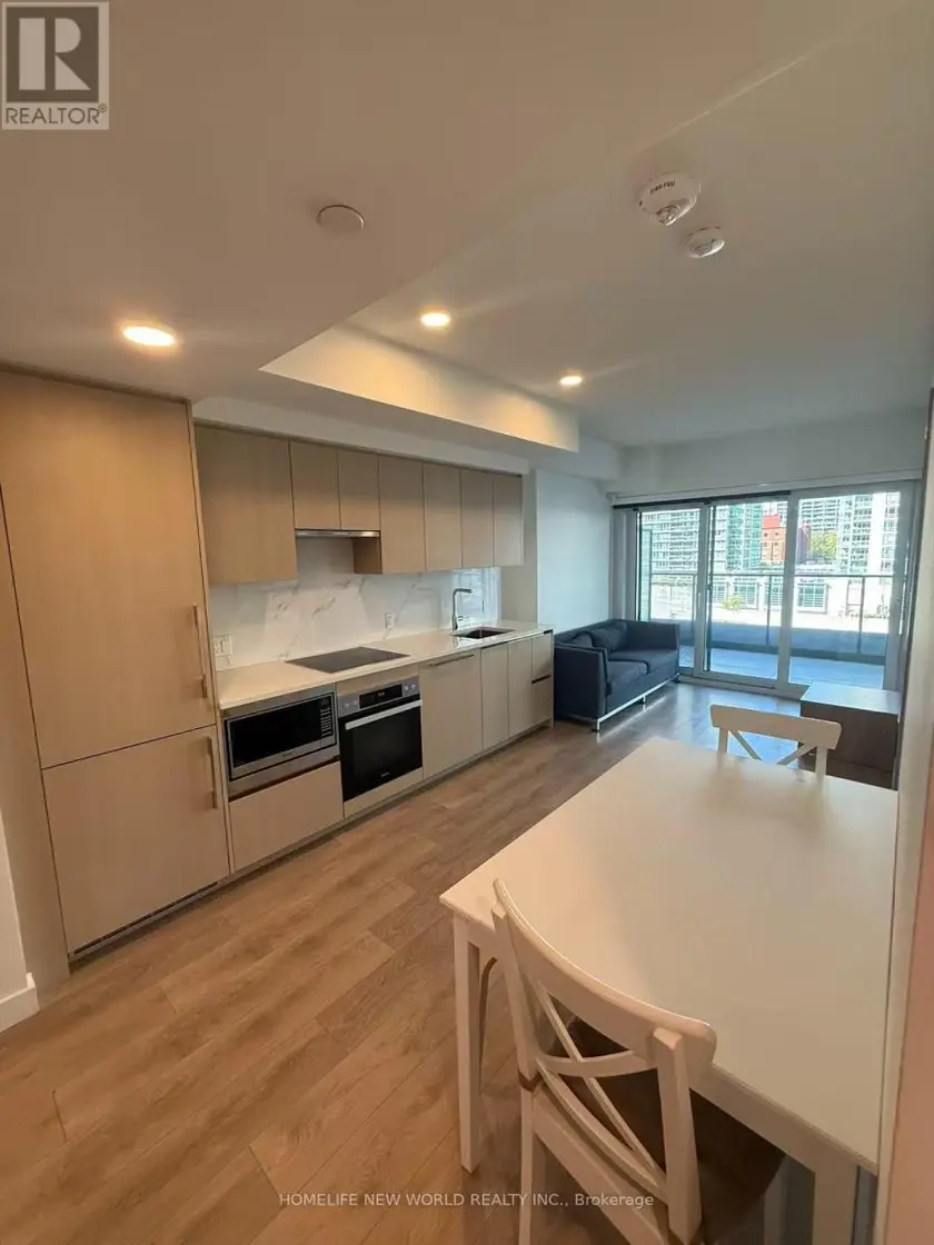 Apartment at 502 - 1 CONCORD CITYPLACE WAY, Toronto