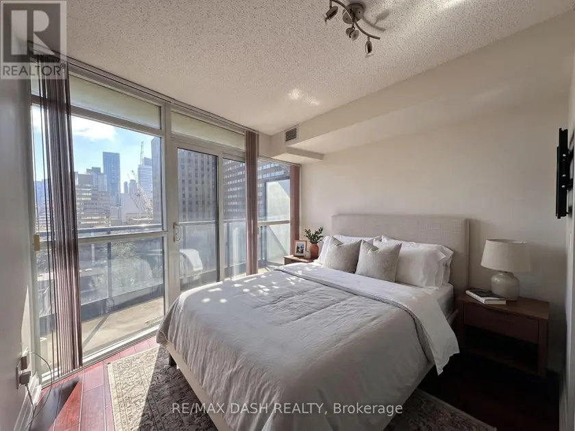 Apartment at 1008 - 21 CARLTON STREET, Toronto