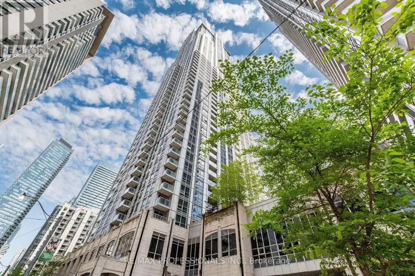 Apartment at 915 - 763 BAY STREET, Toronto