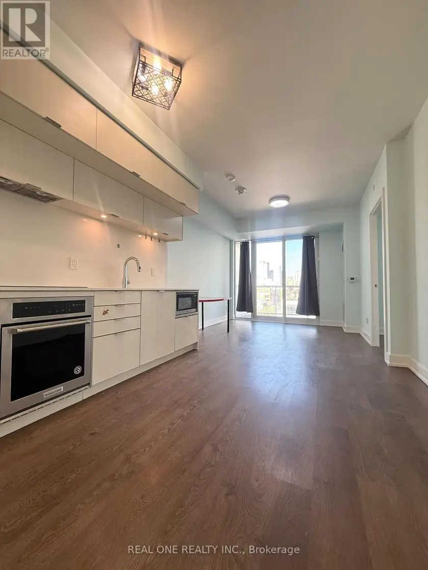 Apartment at 610 - 80 VANAULEY STREET, Toronto