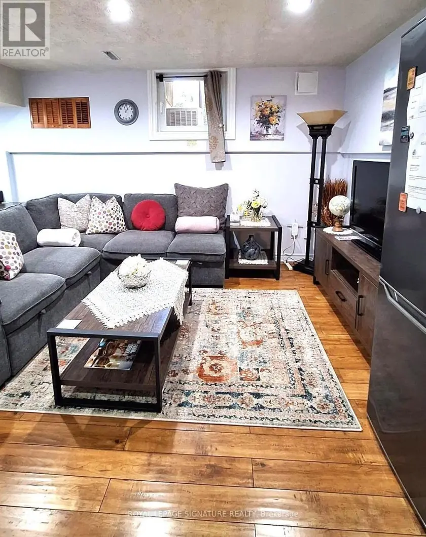 Detached at 6 BLAIRVILLE STREET, Toronto