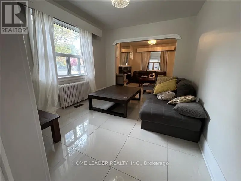Detached at 23 FRANKLIN AVENUE, Toronto
