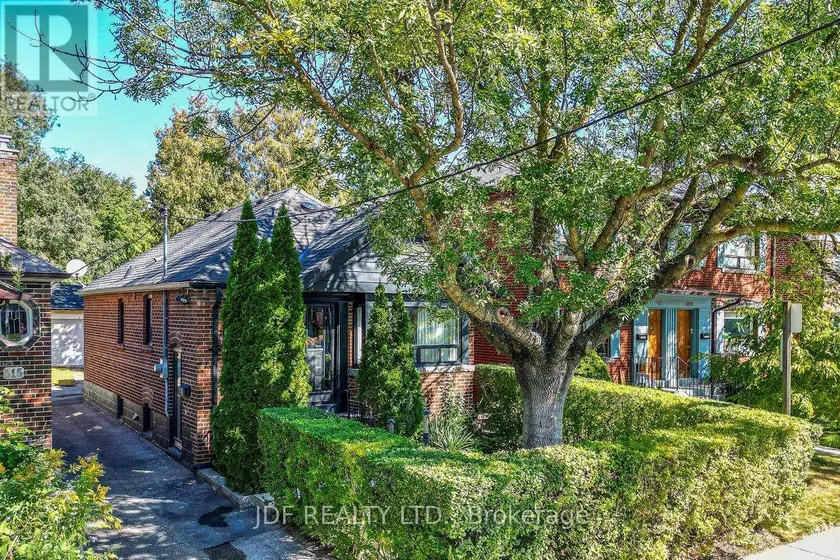 Detached at 313 VAUGHAN ROAD, Toronto