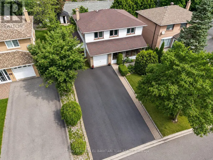 Detached at 180 WOODSWORTH ROAD, Toronto