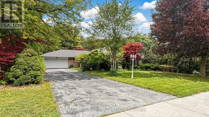 Detached at 131 BURBANK DRIVE, Toronto