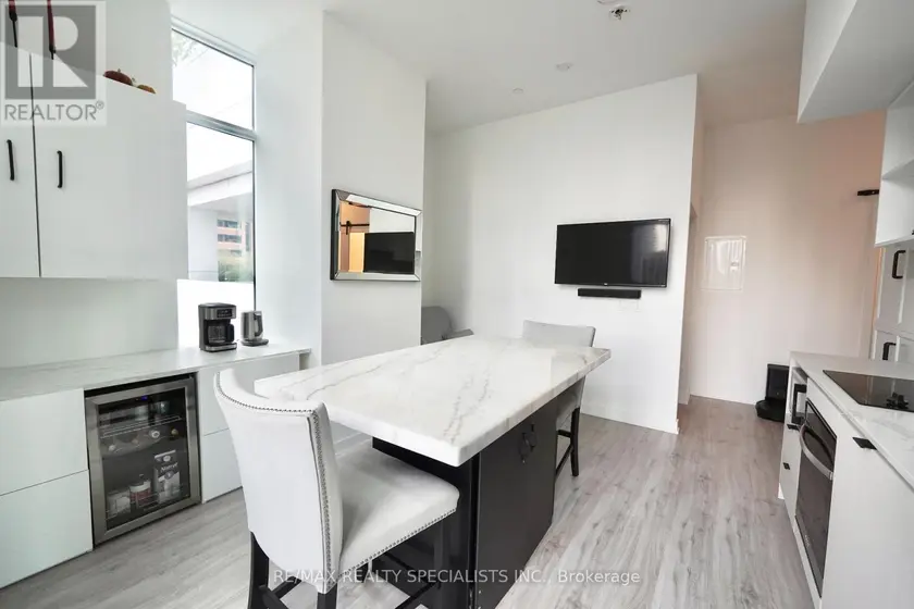Apartment at 908 - 252 CHURCH STREET, Toronto