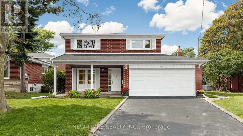 Detached at 4 ASHSTEAD PLACE, Toronto
