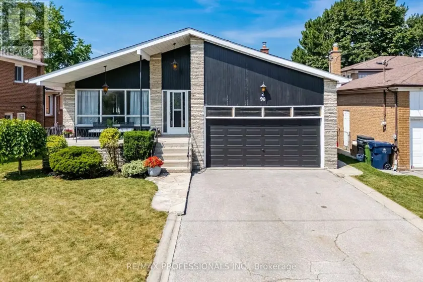 Detached at 90 PECKHAM AVENUE, Toronto