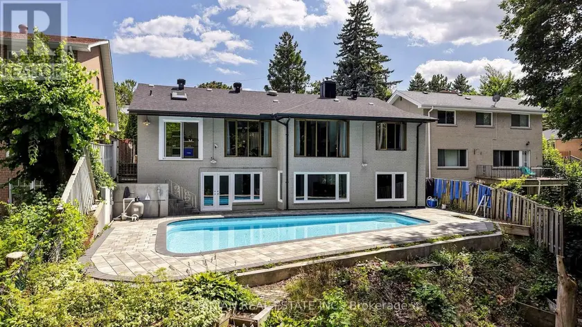 Detached at 57 SUMNER HEIGHTS DRIVE, Toronto