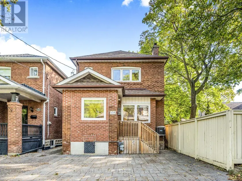 Detached at 629 DUPLEX AVENUE, Toronto