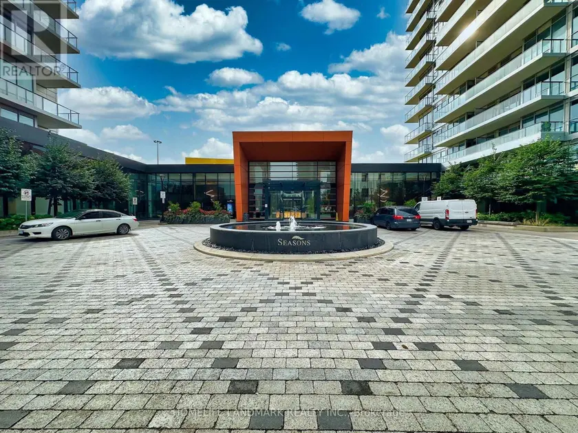 Apartment at 801 - 95 MCMAHON DRIVE, Toronto