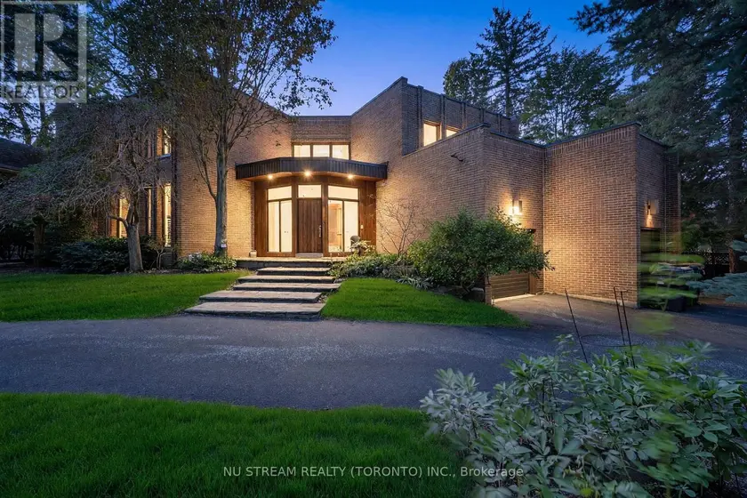 Detached at 35 PENWOOD CRESCENT, Toronto