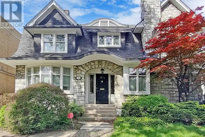 Detached at 28 DUNVEGAN ROAD, Toronto