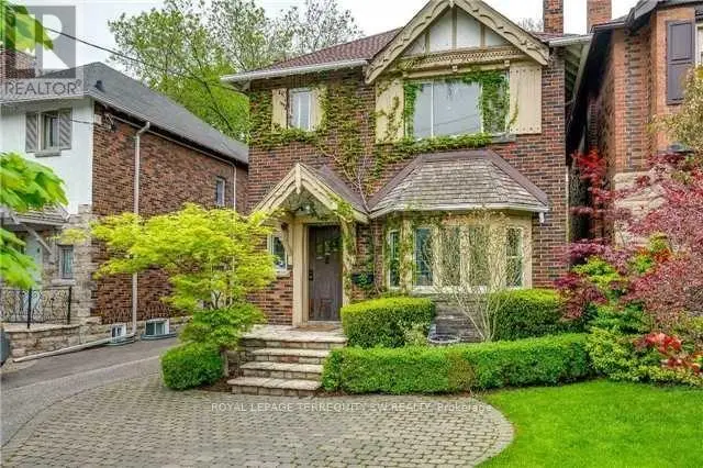 Detached at 145 CHILTERN HILL ROAD, Toronto