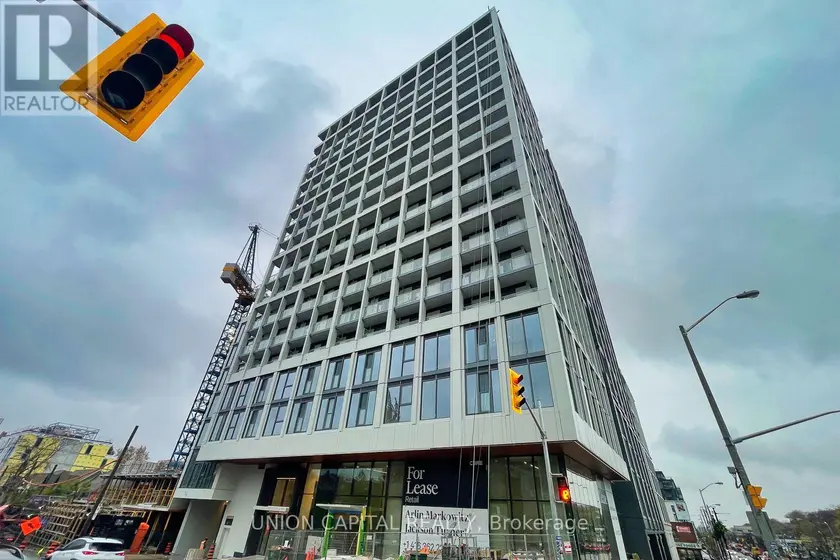Apartment at 222 - 2020 BATHURST STREET, Toronto