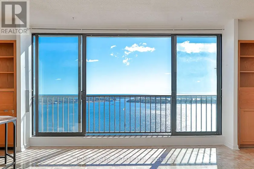 Apartment at 2825 - 33 HARBOUR SQUARE, Toronto