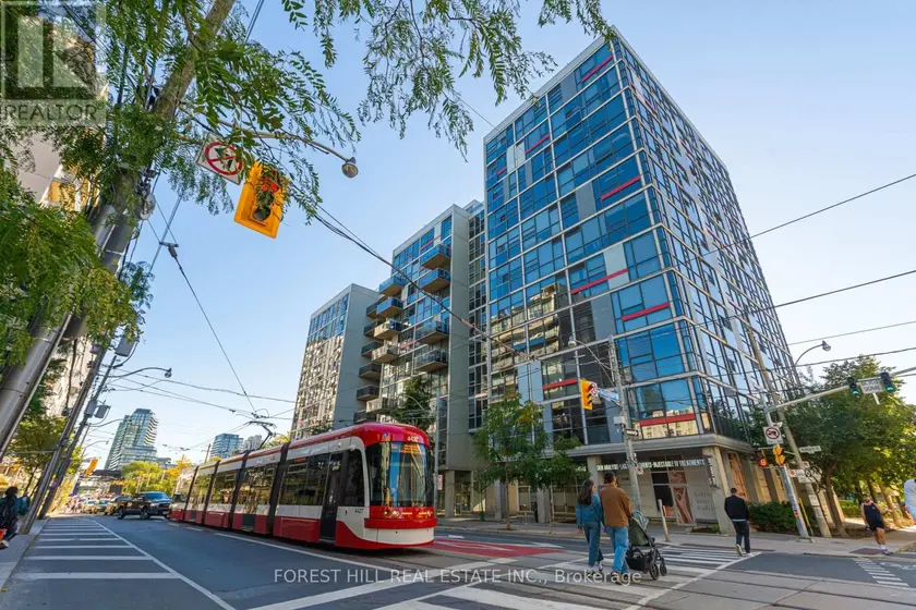 Apartment at 415 - 60 BATHURST STREET, Toronto