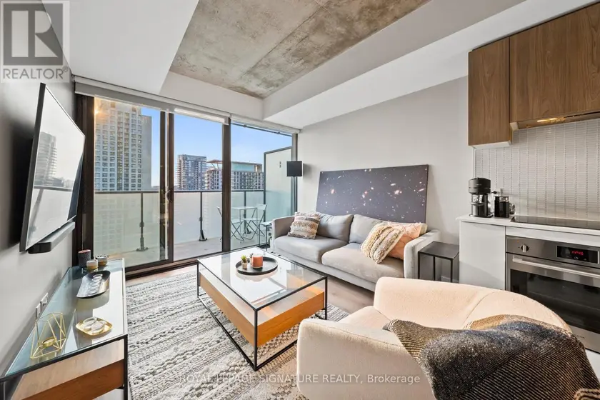 Apartment at 2711 - 161 ROEHAMPTON AVENUE, Toronto
