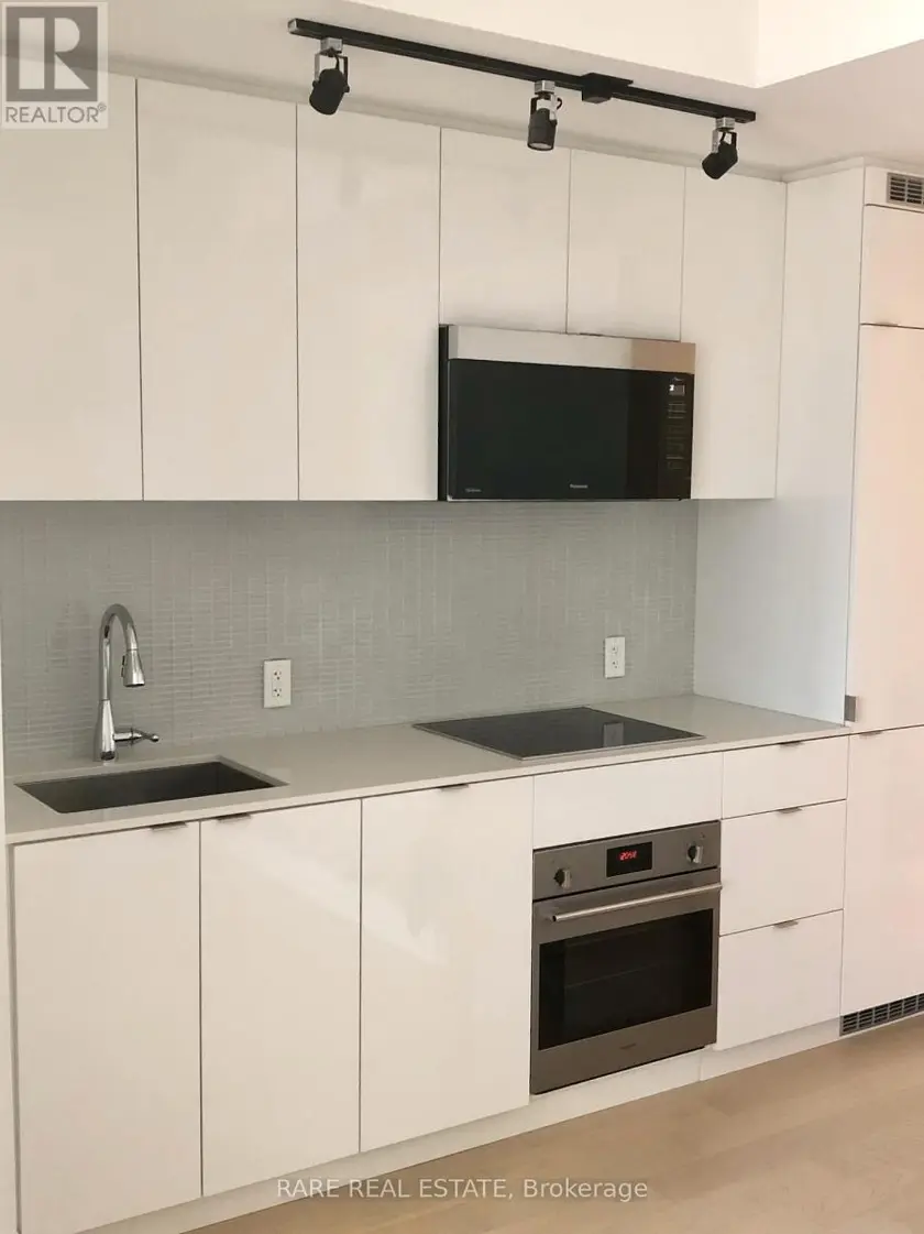 Apartment at 1012 - 7 GRENVILLE STREET, Toronto