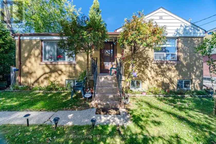 Detached at 14 VERWOOD AVENUE, Toronto