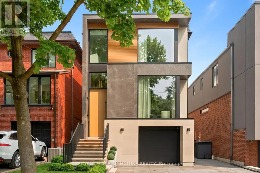 Detached at 126 SHERWOOD AVENUE, Toronto