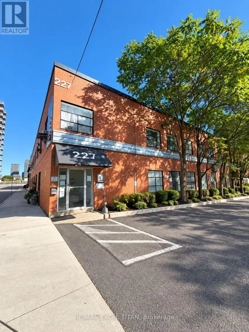 Apartment at 213 - 227 STERLING ROAD E, Toronto