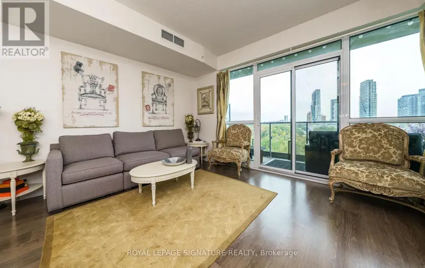 Apartment at 618 - 160 VANDERHOOF AVENUE, Toronto