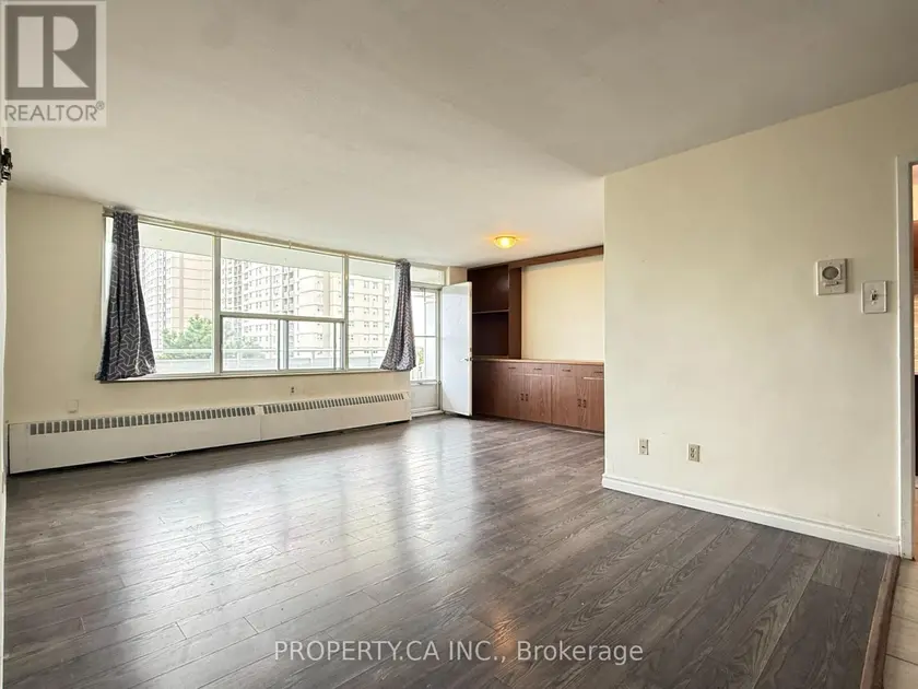 Apartment at 411 - 10 PARKWAY FOREST DRIVE, Toronto