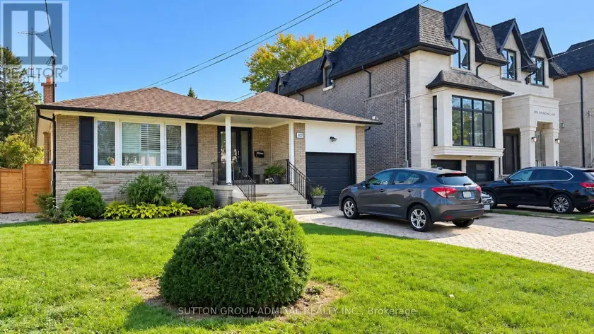 Detached at BSMNT - 307 CHURCHILL AVENUE, Toronto