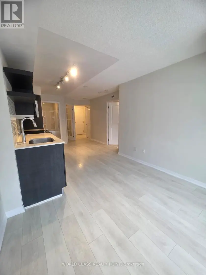 Apartment at 609 - 400 ADELAIDE STREET E, Toronto