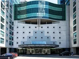 Apartment at 2403 - 77 HARBOUR SQUARE, Toronto