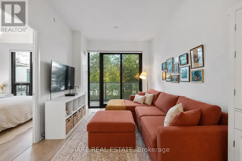 Apartment at 331 - 280 HOWLAND AVENUE, Toronto
