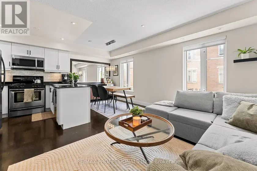 Townhouse at 439 - 34 WESTERN BATTERY ROAD, Toronto