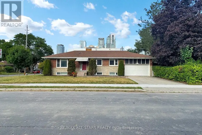 Detached at 105 BETTY ANN DRIVE, Toronto