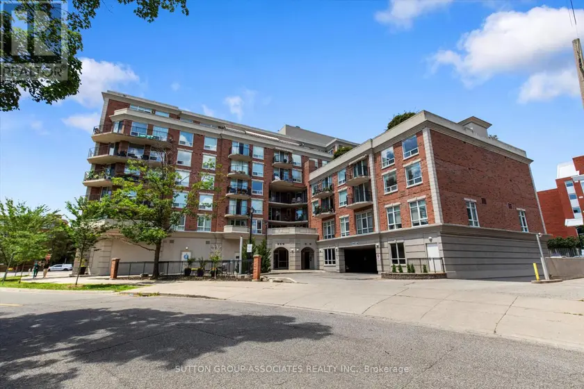 Apartment at PH6 - 18 WANLESS AVENUE, Toronto