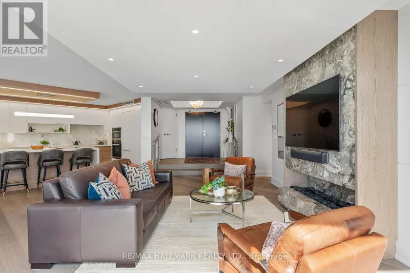 Apartment at 1401 - 240 HEATH STREET W, Toronto