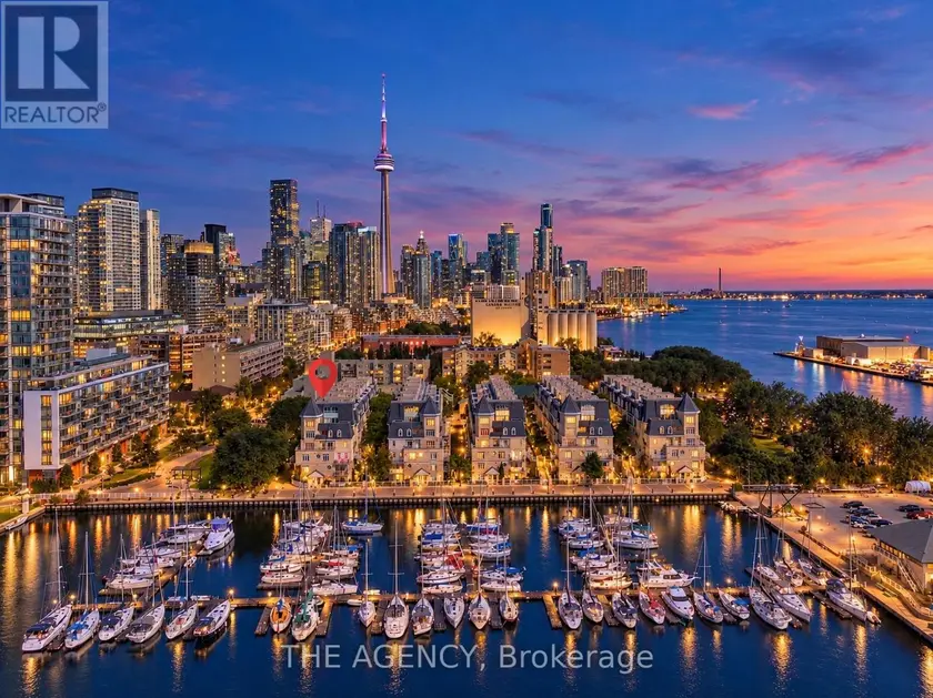 Townhouse at 667 - 38 STADIUM ROAD, Toronto