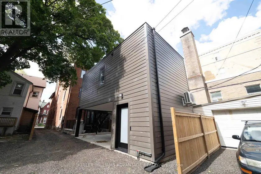 Semi-Detached/Link at GARDEN SUITE(LANEWAY APT) - 23 ROSS STREET, Toronto