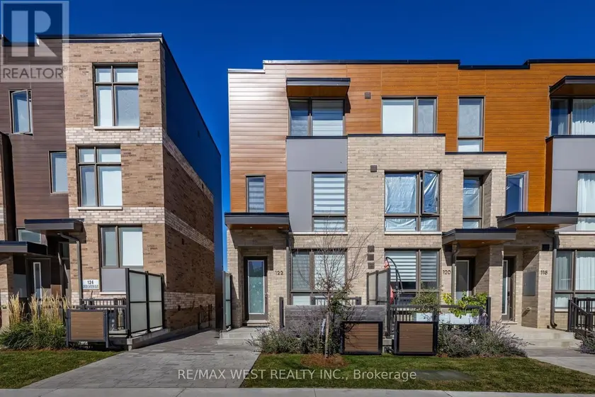 Townhouse at 122 GREEN GARDENS BOULEVARD, Toronto