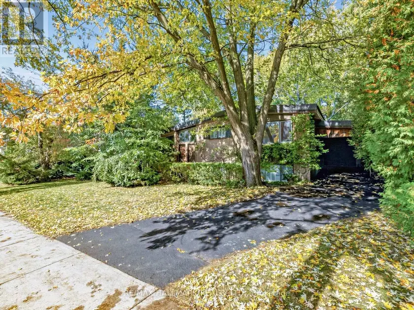 Detached at 91 LARKFIELD DRIVE, Toronto