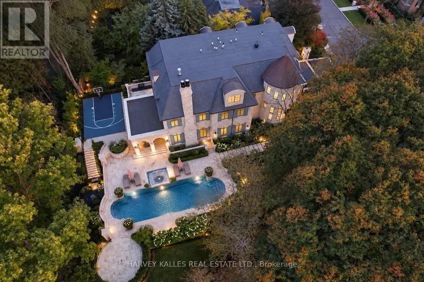 Detached at 221 FOREST HILL ROAD, Toronto